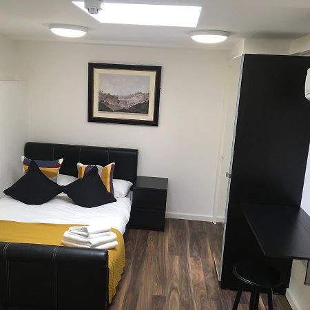 W12 Studios & Rooms Londra Esterno foto